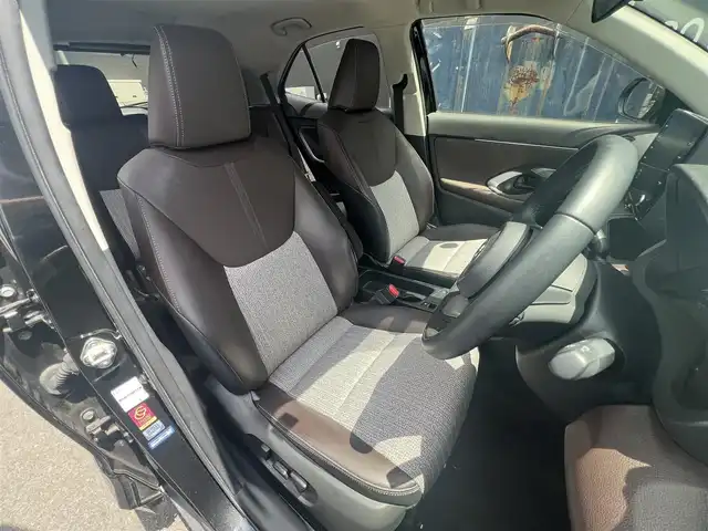 トヨタ ヤリスクロス ハイブリッド Z 滋賀県 2022(令4)年 4.2万km ブラックマイカ ９インチディスプレイオーディオ/・Bluetooth/・apple carplay/・android auto/全方位カメラ/ブラインドスポットモニター/トヨタセーフティセンス/モデリスタエアロ/ハーフレザーシート/シートヒーター/パワーシート/レザーステアリング