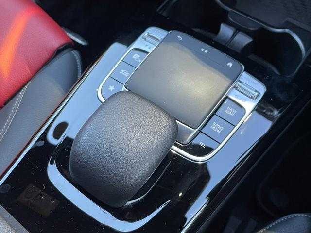 メルセデス・ベンツ ＣＬＡ２００ｄ Sブレーク AMGライン 埼玉県 2019(令1)年 4.3万km ジュピターレッド パノラミックスライディングルーフ/アドバンスドＰＫＧ/純正HDDナビ/（Bluetooth/USB/フルセグ）/３６０度カメラ/アンビエントライト/ヘッドアップディスプレイ/シートヒーター/パワーシート/ＥＴＣ