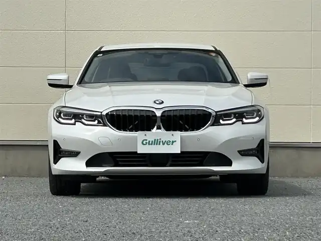 ＢＭＷ ３２０ｉ 特別仕様車 茨城県 2019(令1)年 1.9万km アルピンホワイトⅢ 首都圏100台限定　特別仕様車/ワンオーナー/純正ナビ/全方位カメラ/LEDライト/コンフォートアクセス/ドライブレコーダー/ミラーETC/モカ　ヴァーネスレザーシート/パーキングアシストプラス/アクティブクルーズコントロール/シートヒーター/パワーシート/ワイヤレスチャージング/純正アルミホイール/純正フロアマット