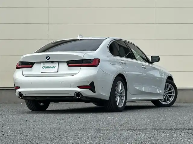 ＢＭＷ ３２０ｉ 特別仕様車 茨城県 2019(令1)年 1.9万km アルピンホワイトⅢ 首都圏100台限定　特別仕様車/ワンオーナー/純正ナビ/全方位カメラ/LEDライト/コンフォートアクセス/ドライブレコーダー/ミラーETC/モカ　ヴァーネスレザーシート/パーキングアシストプラス/アクティブクルーズコントロール/シートヒーター/パワーシート/ワイヤレスチャージング/純正アルミホイール/純正フロアマット