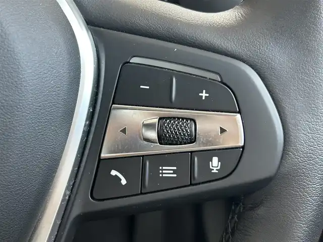 ＢＭＷ ３２０ｉ 特別仕様車 茨城県 2019(令1)年 1.9万km アルピンホワイトⅢ 首都圏100台限定　特別仕様車/ワンオーナー/純正ナビ/全方位カメラ/LEDライト/コンフォートアクセス/ドライブレコーダー/ミラーETC/モカ　ヴァーネスレザーシート/パーキングアシストプラス/アクティブクルーズコントロール/シートヒーター/パワーシート/ワイヤレスチャージング/純正アルミホイール/純正フロアマット
