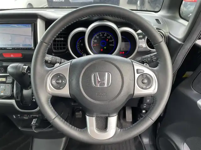 ホンダ Ｎ ＢＯＸ カスタム ターボ SSブラックSパッケージ 滋賀県 2017(平29)年 3.5万km クリスタルブラックパール 社外ナビ/【CD.DVD.Bluetooth.フルセグTV】/バックカメラ/クルーズコントロール/パドルシフト/LEDヘッドライト/オートライト/前方ドライブレコーダー/純正アルミホイール/ETC/両側電動スライドドア/ハーフレザーシート/前席シートヒーター/スマートキー