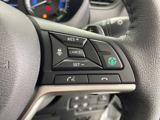 三菱 デリカミニ T プレミアム 愛知県 2025(令7)年 0.1千km Ｄグリーン 届出済未使用車　14km/MI-PILOT/純正9型ディスプレイオーディオ/・Bluetooth/AppleCarPlay/AndoroidAuto/全方位カメラ/両側電動スライドドア/ハーフレザー/クリアランスソナー/LEDヘッドライト/オートハイビーム/レーンキープ/前席シートヒーター（D/N）/ステアリングヒーター/ヒルディセントコントロール/電動パーキングブレーキ/オートブレーキホールド/プッシュスタート/スマートキー/スペアキー1本/ステアリングリモコン/DiM