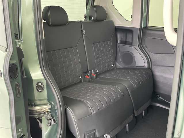 三菱 デリカミニ T プレミアム 愛知県 2025(令7)年 0.1千km Ｄグリーン 届出済未使用車　14km/MI-PILOT/純正9型ディスプレイオーディオ/・Bluetooth/AppleCarPlay/AndoroidAuto/全方位カメラ/両側電動スライドドア/ハーフレザー/クリアランスソナー/LEDヘッドライト/オートハイビーム/レーンキープ/前席シートヒーター（D/N）/ステアリングヒーター/ヒルディセントコントロール/電動パーキングブレーキ/オートブレーキホールド/プッシュスタート/スマートキー/スペアキー1本/ステアリングリモコン/DiM