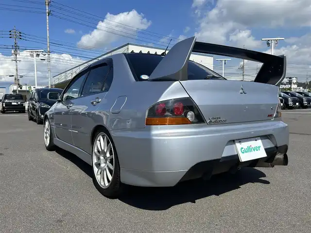 三菱 ランサー GSR エボリューションⅧ 岡山県 2004(平16)年 10.4万km クールシルバーメタリック 登録時走行距離103605km/社外ナビ/地デジ(AM/FM/CD/DVD/TV)/ETC/フロントエアロ/純正レカロシート/純正ブレンボキャリパー/純正MOMOステアリング/クスコ車高調/社外カーボンボンネット/トラストマフラー/３連Defiメーター/HKSブーストコントローラー/ALPINEツイーター/センターデフロック/18インチエボX純正AW