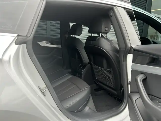 アウディ Ａ５ SB2．0TFSI Q スポーツ 茨城県 2018(平30)年 5.8万km グレイシアホワイトメタリック ワンオ-ナ- /マトリクスLED /アシスタンスパッケージ /ACC/レーンアシスト /サイドアシスト /バックカメラ /パーキングエイド /バーチャルコックピット /半革 /シートヒーター /パワーシート /純正ナビ /TV /CarPlay /BT /USB /純正19inAW /ETC/禁煙車