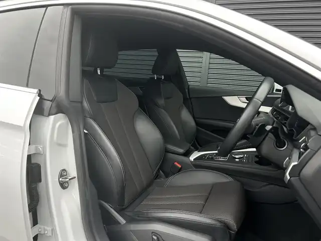 アウディ Ａ５ SB2．0TFSI Q スポーツ 茨城県 2018(平30)年 5.8万km グレイシアホワイトメタリック ワンオ-ナ- /マトリクスLED /アシスタンスパッケージ /ACC/レーンアシスト /サイドアシスト /バックカメラ /パーキングエイド /バーチャルコックピット /半革 /シートヒーター /パワーシート /純正ナビ /TV /CarPlay /BT /USB /純正19inAW /ETC/禁煙車