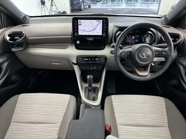 トヨタ ヤリス Z 三重県 2021(令3)年 5.8万km アバンギャルドブロンズメタリック /禁煙車//純正メモリナビ/　BT/USB//バックカメラ//追従クルーズコントロール//前席シートヒーター//レーンキープアシスト//衝突被害軽減システム//前後ドライブレコーダー【TZ-DR210】//ビルトインETC//前後コーナーセンサー//純正16インチアルミホイール//純正フロアマット//プッシュスタート//スマートキー//スペアキー×1