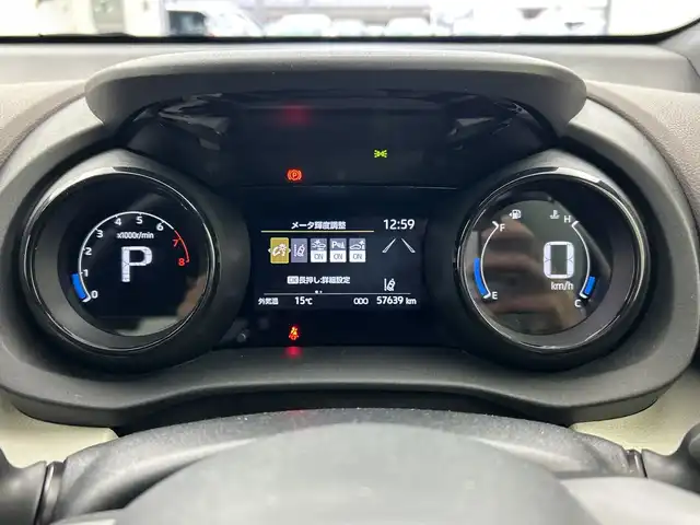 トヨタ ヤリス Z 三重県 2021(令3)年 5.8万km アバンギャルドブロンズメタリック /禁煙車//純正メモリナビ/　BT/USB//バックカメラ//追従クルーズコントロール//前席シートヒーター//レーンキープアシスト//衝突被害軽減システム//前後ドライブレコーダー【TZ-DR210】//ビルトインETC//前後コーナーセンサー//純正16インチアルミホイール//純正フロアマット//プッシュスタート//スマートキー//スペアキー×1