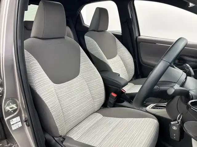 トヨタ ヤリス Z 三重県 2021(令3)年 5.8万km アバンギャルドブロンズメタリック /禁煙車//純正メモリナビ/　BT/USB//バックカメラ//追従クルーズコントロール//前席シートヒーター//レーンキープアシスト//衝突被害軽減システム//前後ドライブレコーダー【TZ-DR210】//ビルトインETC//前後コーナーセンサー//純正16インチアルミホイール//純正フロアマット//プッシュスタート//スマートキー//スペアキー×1