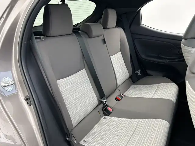 トヨタ ヤリス Z 三重県 2021(令3)年 5.8万km アバンギャルドブロンズメタリック /禁煙車//純正メモリナビ/　BT/USB//バックカメラ//追従クルーズコントロール//前席シートヒーター//レーンキープアシスト//衝突被害軽減システム//前後ドライブレコーダー【TZ-DR210】//ビルトインETC//前後コーナーセンサー//純正16インチアルミホイール//純正フロアマット//プッシュスタート//スマートキー//スペアキー×1