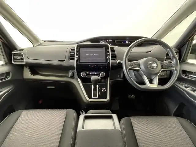 日産 セレナ ハイウェイスター プロパイロットED 群馬県 2016(平28)年 7.4万km マルーンレッド 2トーン 純正９インチナビ　バックカメラ　純正フリップダウンモニター　衝突軽減システム　両側パワースライドドア　　　クルーズコントロール　ビルトインＥＴＣ　ドライブレコーダー　Ｐスタート　スマートキー　禁煙車