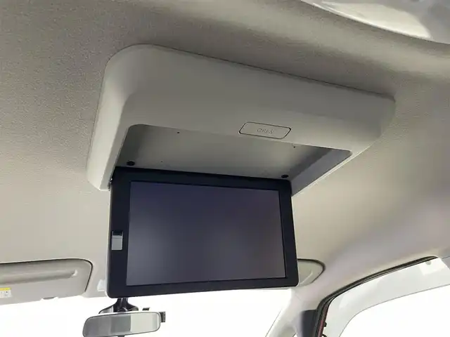 日産 セレナ ハイウェイスター プロパイロットED 群馬県 2016(平28)年 7.4万km マルーンレッド 2トーン 純正９インチナビ　バックカメラ　純正フリップダウンモニター　衝突軽減システム　両側パワースライドドア　　　クルーズコントロール　ビルトインＥＴＣ　ドライブレコーダー　Ｐスタート　スマートキー　禁煙車