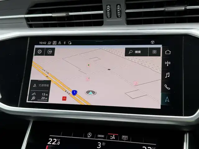 アウディ Ａ７ SB 45TFSIクワトロ Sライン 静岡県 2021(令3)年 4.4万km デイトナグレーパールエフェクト S lineパッケージ/　・スポーツサスペンション/　・スポーツシート／バルコナレザー S lineロゴ/　・ステアリングホイール3スポークレザーマルチファンクションパドルシフト/　・アウディサイドアシスト/　・アウディプレセンスリヤ/　・S line エクステリア/　・アルミホイール 5ツインスポークVデザイン 8.5J×20/　・デコラティブパネル マットブラッシュトアルミニウム/　・マルチカラーアンビエントライティング/　・マトリクスLEDヘッドライト　ダイナミックインディケーター付/　・LEDリヤコンビネーションランプ/レザーシート/電動リアゲート/バーチャルコックピット/MMI/(BT/CarPlay/フルセグ)/バックカメラ/アダプティブクルーズコントロール/レーンキープアシスト/メモリー付パワーシート/シートヒーター/アドバンストキー/保証書/取説/スペアキー