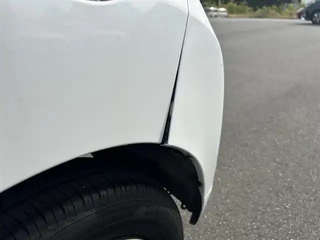 ダイハツ ミラ イース L SAⅢ 岡山県 2020(令2)年 1.7万km シャイニングホワイトパール 登録時走行距離16938km/社外ナビ（CN-E330D)/ワンセグTV(AM.FM.CD.TV.BT)/バックカメラ/クリアランスソナー/衝突軽減ブレーキ/横滑り防止装置/車線逸脱警報（レーンキープアシスト）/アイドリングストップ/オートマチックハイビーム/純正フロアマット/ドアバイザー/イモビライザー