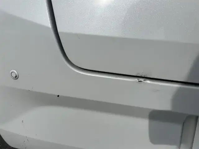 ダイハツ ミラ イース L SAⅢ 岡山県 2020(令2)年 1.7万km シャイニングホワイトパール 登録時走行距離16938km/社外ナビ（CN-E330D)/ワンセグTV(AM.FM.CD.TV.BT)/バックカメラ/クリアランスソナー/衝突軽減ブレーキ/横滑り防止装置/車線逸脱警報（レーンキープアシスト）/アイドリングストップ/オートマチックハイビーム/純正フロアマット/ドアバイザー/イモビライザー