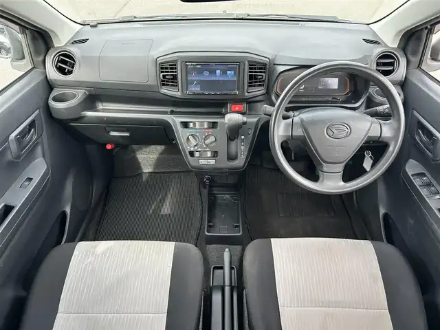 ダイハツ ミラ イース L SAⅢ 岡山県 2020(令2)年 1.7万km シャイニングホワイトパール 登録時走行距離16938km/社外ナビ（CN-E330D)/ワンセグTV(AM.FM.CD.TV.BT)/バックカメラ/クリアランスソナー/衝突軽減ブレーキ/横滑り防止装置/車線逸脱警報（レーンキープアシスト）/アイドリングストップ/オートマチックハイビーム/純正フロアマット/ドアバイザー/イモビライザー