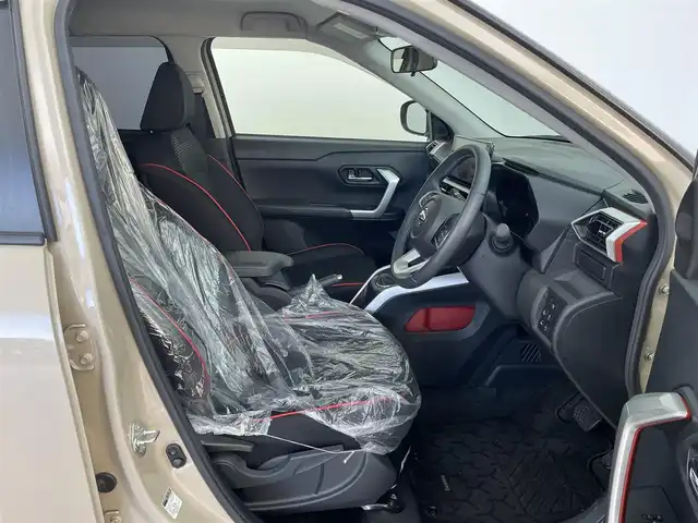 ダイハツ ロッキー G 大分県 2020(令2)年 4.8万km ナチュラルベージュマイカM 純正ディスプレィオーディオ/BT/フルセグ/applecarplay/androidauto/ETC/全方位カメラ/前方ドラレコ/シートヒーター（D/N）/衝突軽減ブレーキ/レーンキープアシスト/オートライト/道路標識認識機能/先行発進お知らせ/コーナーセンサー/純正アルミホイール