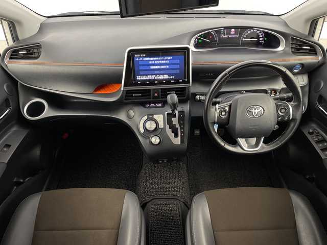 トヨタ シエンタ ハイブリッド G クエロ 鹿児島県 2019(令1)年 5.6万km ホワイトパールクリスタルシャイン 純正9インチナビ/（CD/DVD/BT/フルセグTV）/両側パワースライドドア/パノラミックビューモニター/レーンキープアシスト/プリクラッシュセーフティ/クルーズコントロール/オートライト/オートマチックハイビーム/HDMI入力/ドライブレコーダー/ハーフレザーシート