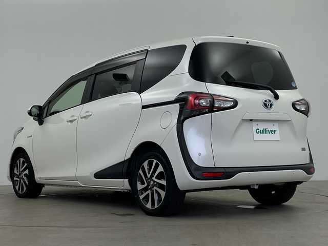 トヨタ シエンタ ハイブリッド G クエロ 鹿児島県 2019(令1)年 5.6万km ホワイトパールクリスタルシャイン 純正9インチナビ/（CD/DVD/BT/フルセグTV）/両側パワースライドドア/パノラミックビューモニター/レーンキープアシスト/プリクラッシュセーフティ/クルーズコントロール/オートライト/オートマチックハイビーム/HDMI入力/ドライブレコーダー/ハーフレザーシート