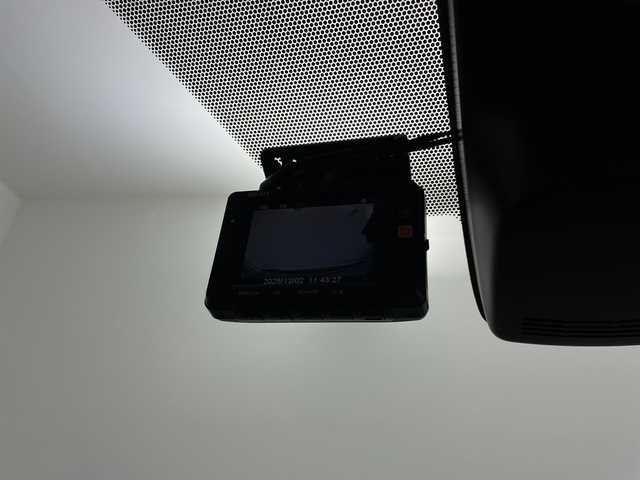 トヨタ シエンタ ハイブリッド G クエロ 鹿児島県 2019(令1)年 5.6万km ホワイトパールクリスタルシャイン 純正9インチナビ/（CD/DVD/BT/フルセグTV）/両側パワースライドドア/パノラミックビューモニター/レーンキープアシスト/プリクラッシュセーフティ/クルーズコントロール/オートライト/オートマチックハイビーム/HDMI入力/ドライブレコーダー/ハーフレザーシート