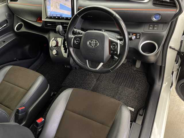 トヨタ シエンタ ハイブリッド G クエロ 鹿児島県 2019(令1)年 5.6万km ホワイトパールクリスタルシャイン 純正9インチナビ/（CD/DVD/BT/フルセグTV）/両側パワースライドドア/パノラミックビューモニター/レーンキープアシスト/プリクラッシュセーフティ/クルーズコントロール/オートライト/オートマチックハイビーム/HDMI入力/ドライブレコーダー/ハーフレザーシート