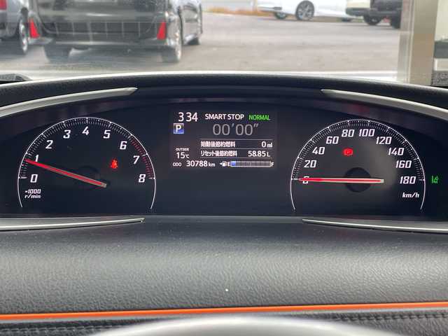 トヨタ シエンタ G 兵庫県 2016(平28)年 3.1万km ブラックマイカ ・社外ナビ/Bluetooth/CD/DVD/TV/USB/SD/・アルパインリアフリップダウンモニター/・トヨタセーフティセンス/・プリクラッシュセーフティ/・レーンディバーチャーアラート/・オートマチックハイビーム/・先行車発進告知機能/・ドライブスタートコントロール/・緊急ブレーキシグナル/・ヒルスタートアシストコントロール/・S-VSC/・車両接近通報装置/・両側パワースライドドア/・ステアリングスイッチ/・純正フロアマット/・前席シートヒーター/・LEDヘッドライト/・社外18インチアルミホイールタイヤ/・ETC/・スマートキー/・スペアキー/・取扱説明書/・保証書