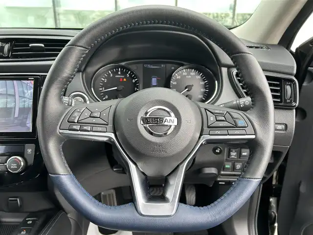 日産 エクストレイル オーテック iパッケージ 和歌山県 2020(令2)年 1.1万km ダイヤモンドブラック 純正ナビ/ALPINEフリップダウンモニター/フルセグTV/アラウンドビューモニター/デジタルインナーミラー/エマージェンシーブレーキ/プロパイロット/レーンキープアシスト/コーナーセンサー/純正前後ドライブレコーダー/ビルトインETC/パワーシート/シートヒーター/パワーバックドア/LEDヘッドライト/フォグランプ/オートライト