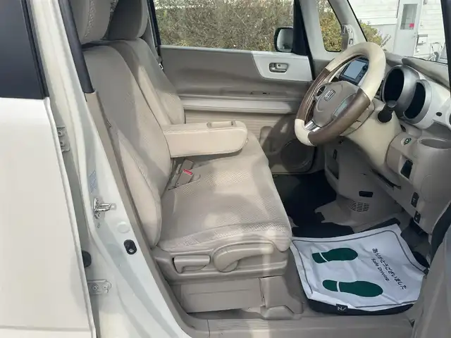 ホンダ Ｎ ＢＯＸ スラッシュ G Aパッケージ 神奈川県 2015(平27)年 6.4万km パール