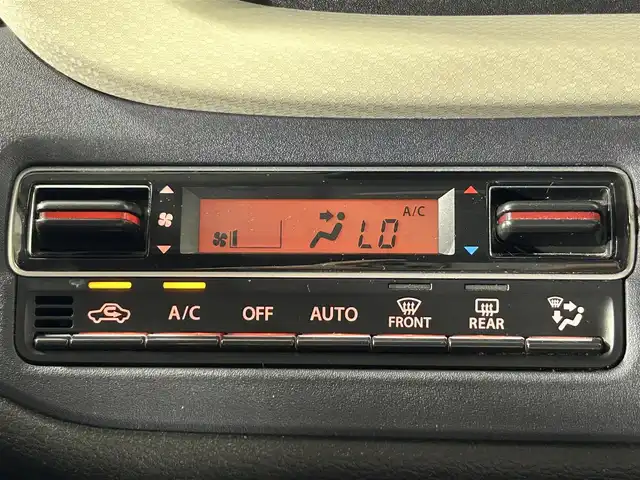 スズキ ソリオ HV MZ 佐賀県 2021(令3)年 5.5万km ピュアホワイトP 純正9インチナビ/AM/FM/CD/DVD/フルセグTV/Bluetooth/全方位カメラ/リアモニター/ワンオーナー/両側パワースライドドア/衝突被害軽減システム/クルーズコントロール(追従あり)/前後誤発進抑制機能/リアパーキングセンサー/LEDヘッドライト/LEDフォグ/オートライト/オートマチックハイビーム/革巻きステアリング/ステアリングスイッチ/前席シートヒーター/後席テーブル/レーンアシスト/サーキュレーター/純正フロアマット/純正１５インチアルミホイール/ドアバイザー/ISOFIX