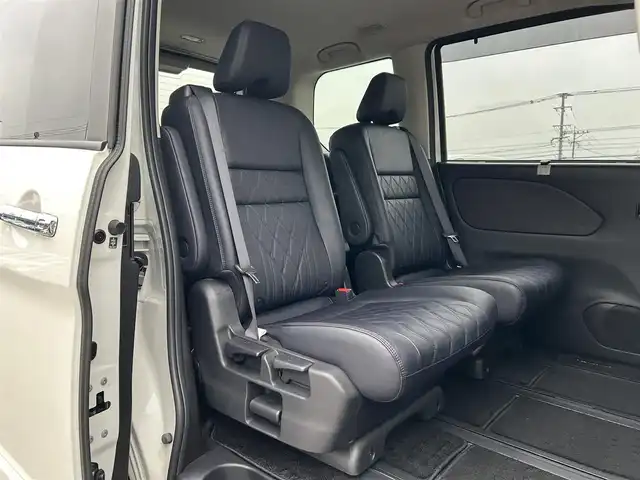 日産 セレナ e－パワー ハイウェイスター G 福岡県 2020(令2)年 6万km ブリリアントホワイトパール 2トーン 純正10型SDナビ（フルセグTV/CD/DVD/BT)アラウンドビューモニタープロパイロットエマージェンシーブレーキコーナーセンサーBSM両側パワスラETCシートヒーターUSBポート純正LEDヘッドライト純正フロアマット防水シートスマートキープッシュスタート