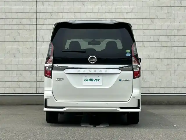 日産 セレナ e－パワー ハイウェイスター G 福岡県 2020(令2)年 6万km ブリリアントホワイトパール 2トーン 純正10型SDナビ（フルセグTV/CD/DVD/BT)アラウンドビューモニタープロパイロットエマージェンシーブレーキコーナーセンサーBSM両側パワスラETCシートヒーターUSBポート純正LEDヘッドライト純正フロアマット防水シートスマートキープッシュスタート