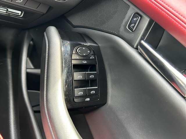 マツダ マツダ３ファストバック XD バーガンディセレクション 千葉県 2020(令2)年 4.7万km ソウルレッドクリスタルM 純正ナビ/フルセグTV/Bluetooth/DVD/CD/HDMI/前後ドライブレコーダー/アラウンドビューモニター/クルーズコントロール/ETC/プッシュスタート/スペアキー×１/革巻きハンドル/赤革シート/D席パワーシート（メモリ機能つき）/ステアリングスイッチ/ステアリングヒーター/衝突被害軽減機能/ブラインドスポットモニター/レーンキープアシスト/ドライバーモニタリングカメラ/標識認識機能/オートライト/オートマチックハイビーム/LEDヘッドライト/盗難防止装置/純正アルミホイール/保証書・取扱説明書