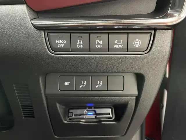 マツダ マツダ３ファストバック XD バーガンディセレクション 愛知県 2020(令2)年 4.7万km ソウルレッドクリスタルM 純正ナビ/フルセグTV/Bluetooth/DVD/CD/HDMI/前後ドライブレコーダー/アラウンドビューモニター/クルーズコントロール/ETC/プッシュスタート/革巻きハンドル/赤革シート/D席パワーシート（メモリ機能つき）/ステアリングスイッチ/ステアリングヒーター/衝突被害軽減機能/ブラインドスポットモニター/レーンキープアシスト/ドライバーモニタリングカメラ/標識認識機能/オートライト/オートマチックハイビーム/LEDヘッドライト/盗難防止装置/純正アルミホイール/保証書・取扱説明書