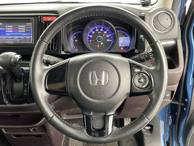 ホンダ Ｎ ＷＧＮ カスタム G Aパッケージ 道央・札幌 2014(平26)年 10.5万km ホライゾンターコイズパール ・4WD/・社外ディスプレイオーディオCD&DVD&USB/・クルーズコントロール/・純正フロアマット/・ドアミラーヒーター/・オートライト/・HIDヘッドライト/・フォグランプ/・ETC/・社外14インチAW付サマータイヤ積込/・スマートキー/・スペアキー/・横滑り防止