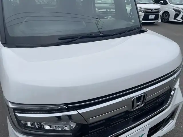 ホンダ Ｎ ＢＯＸ カスタム L 山形県 2021(令3)年 4.2万km プラチナホワイトパール 4WD/ホンダセンシング/両側パワースライドドア/メモリナビ/　【CD DVD SD USB BT】/フルセグTV/バックカメラ/前後ドライブレコーダー/ステアリングスイッチ/レーダークルーズコントロール/シートヒーター/ミラーヒーター/アイドリングストップ/横滑り防止装置/LEDライト/フォグランプ/ウィンカーミラー/純正フロアマット/ドアバイザー