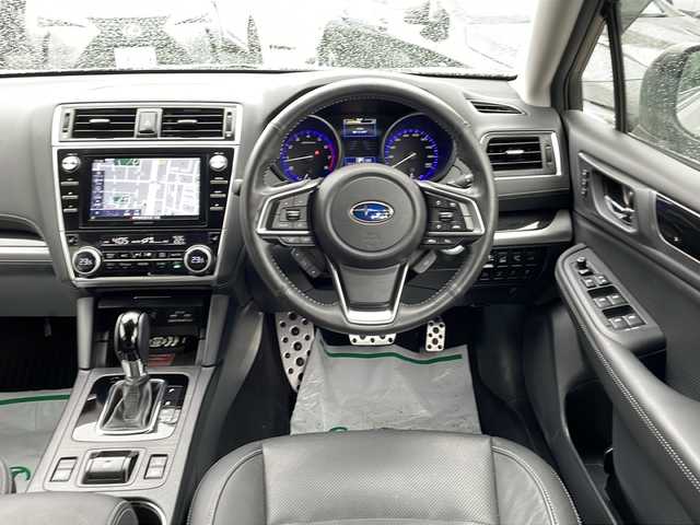 スバル アウトバック リミテッド 東京都 2018(平30)年 2.3万km タングステンM ワンオーナー/新車時保証書　整備記録簿/取扱説明書　/アイサイトVer.3/プリクラッシュブレーキ/レーダークルーズコントロール/アクティブレーンキープ/AT誤発進抑制制御【前後】/アイドリングストップ/純正DIATONEナビ/フルセグTV/SD/CD/DVD/SDREC/BT/USB/バック/サイド/フロントカメラ　ETC/フリップダウンモニター/ブラインドスポットモニター/レザーシート/Fシートヒーター/ハンドルヒーター/フロントパワーシート【運転席メモリー付】/LEDヘッドライト/オートライト/スマートキー×2/パドルシフト付革巻きハンドル/純正18インチアルミ