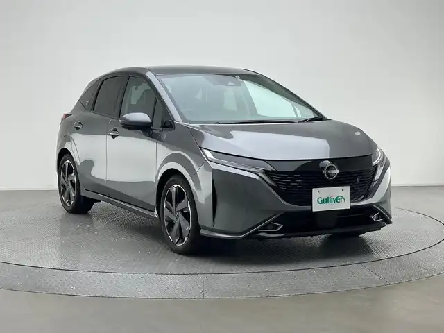 日産 オーラ G レザーエディション 大阪府 2022(令4)年 2.3万km ダークメタルグレー 純正メモリナビ/（フルセグ/Bluetooth/USB//AppleCarPlay/AndroidAuto）/アラウンドビューモニター/ビルトインETC2.0/ドライブレコーダー/デジタルインナーミラー/BOSEサウンド/ワイヤレス充電/純正17インチアルミホイール/純正フロアマット/レザーシート/LEDヘッドライト/LEDフォグ/プロパイロット/エマージェンシーブレーキ