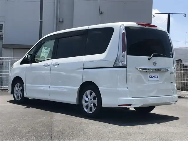 日産 セレナ ハイウェイスター Vセレクション 栃木県 2012(平24)年 8.7万km ブリリアントホワイトパール 株)IDOMが運営する【じしゃロン小山店】の自社ローン専用車両になります。こちらは現金またはオートローンご利用時の価格です。自社ローンご希望の方は別途その旨お申付け下さい//純正フルセグナビ/（CD/DVD/AM/FMラジオ）/(Bluetooth)/スマートキー/プッシュスタート/バックカメラ/ＥＴＣ/フリップダウンモニター/クルーズコントロール/両側パワースライドドア/ステアリングリモコン/電動格納ドアミラー/パワーウインドウ/防眩ミラー/オートライト