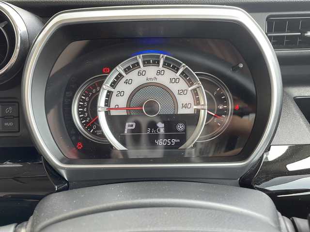 スズキ スペーシア カスタム HYBRID XS ターボ 愛知県 2018(平30)年 4.7万km ピュアホワイトパール/ブラック2トーン 衝突軽減システム/純正ディズプレイオーディオ　ナビあり/全方位カメラ/両側パワースライドドア/クルーズコントロール/シートヒーター/ヘッドアップディスプレイ/フルセグ/Bluetooth/バックカメラ/コーナーセンサー/LEDヘッドライト/パドルシフト/オートマチックハイビーム/ETC/ステアリングスイッチ/スマートキー/プッシュスタート