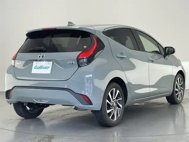 トヨタ アクア Z 愛知県 2022(令4)年 2万km アーバンカーキ 純１０．５型ＤＡ　Ｂｌｕｅｔｏｏｔｈ　パノラミックビューモニター　トヨタセーフティセンス　追従クルコン　レーンキープ　衝突軽減　ＥＴＣ　ドラレコ　ＢＳＭ　シートヒーター　ＬＥＤオートライト　禁煙車