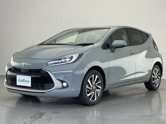 トヨタ アクア Z 愛知県 2022(令4)年 2万km アーバンカーキ 純１０．５型ＤＡ　Ｂｌｕｅｔｏｏｔｈ　パノラミックビューモニター　トヨタセーフティセンス　追従クルコン　レーンキープ　衝突軽減　ＥＴＣ　ドラレコ　ＢＳＭ　シートヒーター　ＬＥＤオートライト　禁煙車