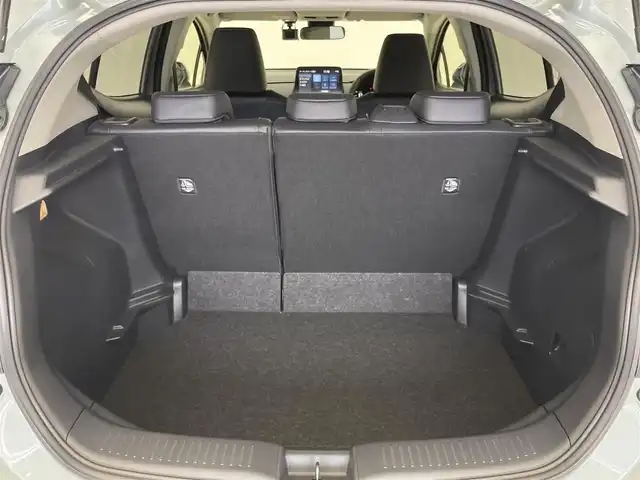 トヨタ アクア Z 愛知県 2022(令4)年 2万km アーバンカーキ 純１０．５型ＤＡ　Ｂｌｕｅｔｏｏｔｈ　パノラミックビューモニター　トヨタセーフティセンス　追従クルコン　レーンキープ　衝突軽減　ＥＴＣ　ドラレコ　ＢＳＭ　シートヒーター　ＬＥＤオートライト　禁煙車