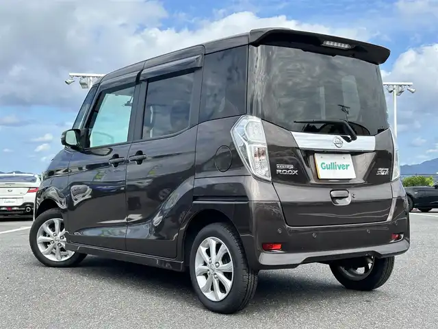 日産 デイズ ルークス ハイウェイスターX 島根県 2019(令1)年 4.3万km アッシュブラウンM 登録時走行距離42725km/純正ナビ/Bluetooth/フルセグTV/CD/DVD/FM/AM/片側パワースライドドア/全方位カメラ/バックカメラ/前方ドラレコ/ETC/レーンキープアシスト/衝突被害軽減ブレーキ/横滑り防止装置/コーナーセンサー/後席サーキュレーター/スマートキー/プッシュスタート/スペアキー×１/純正14インチAW/アイドリングストップ/オートライト/純正フロアマット/シートバックテーブル/ロールサンシェード