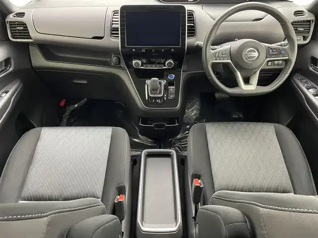 日産 セレナ e－パワー ハイウェイスター V 埼玉県 2020(令2)年 5.5万km ダイヤモンドブラック 純正１０型ナビ　ＴＶ　後席モニター　全方位　ＢＳＭ　プロパイロット　ハンドルヒーター　ドライブレコーダー 両側電動 パーキングアシスト　レーダークルーズコントロール　レーンアシスト　ETC