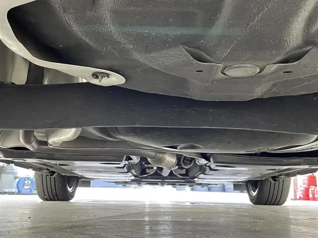 日産 オーラ G レザーエディション 滋賀県 2023(令5)年 1.4万km 茶 禁煙車/純正9インチナビ/アラウンドビューモニター/プロパイロット/クリアランスソナー/前方ドライブレコーダー/ビルトインETC/置くだけ充電/BOSEサウンド/合皮シート/前席シートヒーター/デジタルインナーミラー/電子パーキングブレーキ/オートライト/LEDヘッドライト