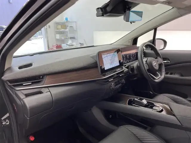 日産 オーラ G レザーエディション 滋賀県 2023(令5)年 1.4万km 茶 禁煙車/純正9インチナビ/アラウンドビューモニター/プロパイロット/クリアランスソナー/前方ドライブレコーダー/ビルトインETC/置くだけ充電/BOSEサウンド/合皮シート/前席シートヒーター/デジタルインナーミラー/電子パーキングブレーキ/オートライト/LEDヘッドライト