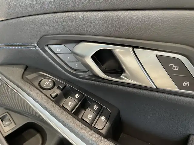 ＢＭＷ ３２０ｉ ツーリング Mスポーツ 愛知県 2020(令2)年 4.8万km アルピンホワイトⅢ ドライビングアシストプロフェッショナル　/コンフォートＰＫＧ　/ｉＤｒｉｖｅＨＤＤナビ　/Ｂｌｕｅｔｏｏｔｈ　/ミラーリング　/フルセグＴＶ　/ＰＤＣ　/パーキングアシスト　/パワーシート　/ハーフレザー/シートヒーター/オートマチックテールゲート/ACC/LKA/LDW/BSM/ドライブレコーダー/ミラー型ETC/プッシュスタート/ウィンカーミラー/アイドリングストップ