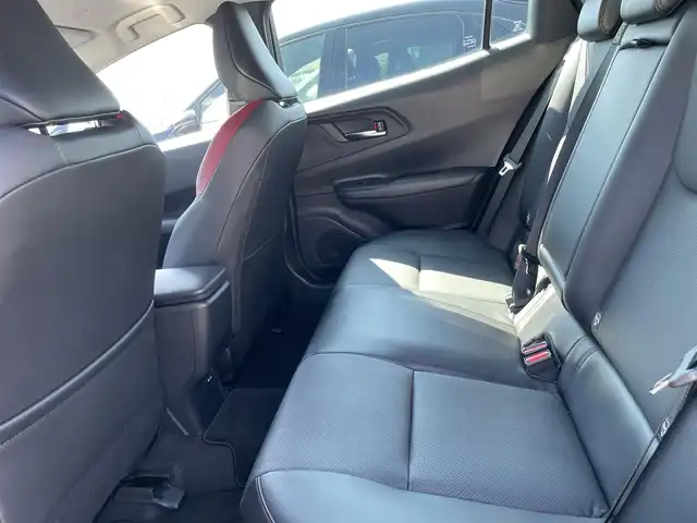 トヨタ プリウス Z 石川県 2023(令5)年 2.2万km グレー 4WD/純正12.3型ナビ/フルセグTV/全方位カメラ/LEDヘッドライト/ビルトインETC2.0/レザーシート/シートヒーター&エアシート/パワーバックドア/デジタルインナーミラー/ブラインドスポットモニター/レーダークルーズ/トヨタセーフティセンス/純正アルミホイール/スマートキー/プッシュスタート/電動ミラー
