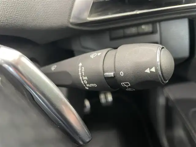 プジョー ５００８ GT ブルーHDi 静岡県 2019(令1)年 4.8万km ペルラネラブラック ファーストクラスパッケージ/・運転席メモリー機能付きパワーシート/・フロントシートヒーター/・360°ビジョン（フロントカメラ付き）/・パークアシスト/・パノラミックサンルーフ/8インチタッチスクリーン/・Bluetooth/・バックカメラ/Apple Carplay＆Android　Auto/アクティブクルーズコントロール/ブラインドスポットモニター/ハーフレザーシート/ＥＴＣ/純正18インチアルミホイール/パワーバックドア